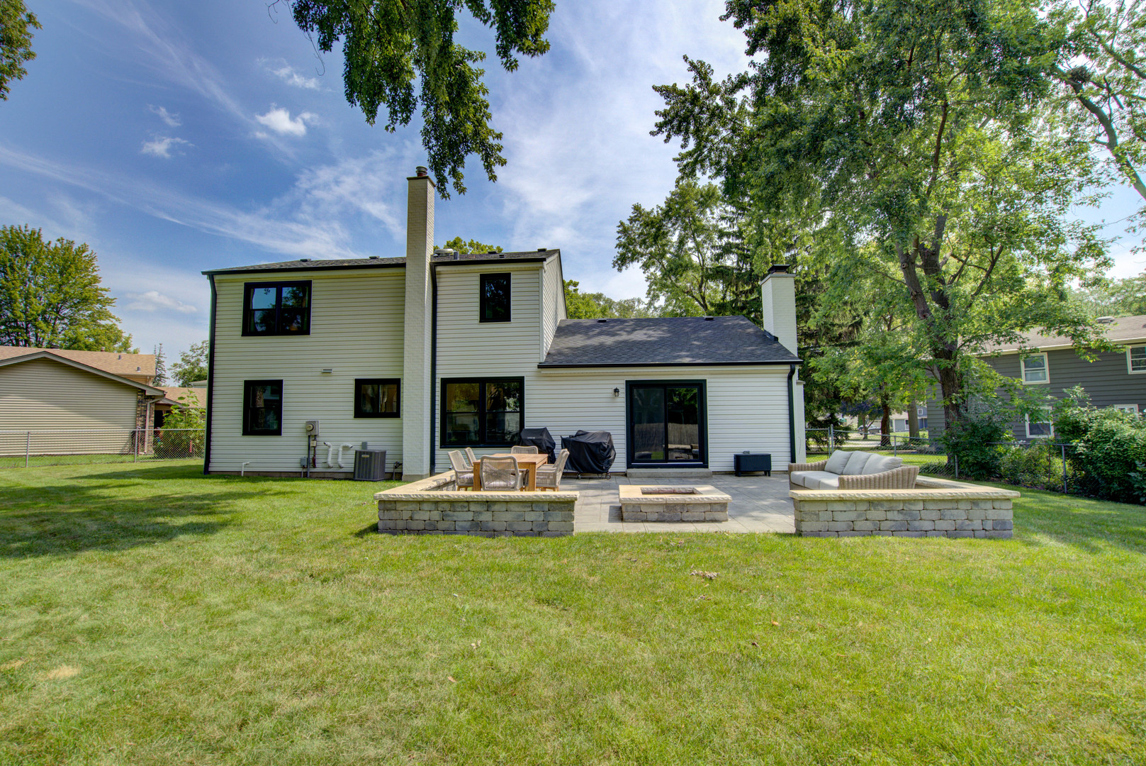 1344 Fir Court, Naperville, IL 60540