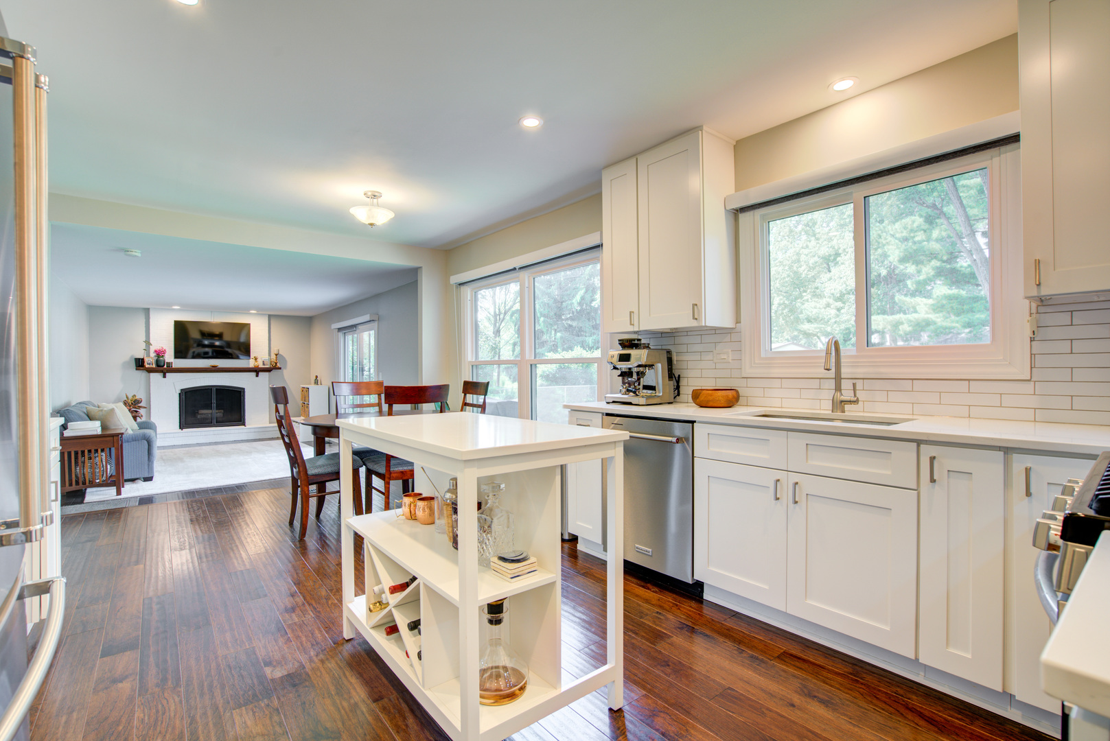 1344 Fir Court, Naperville, IL 60540
