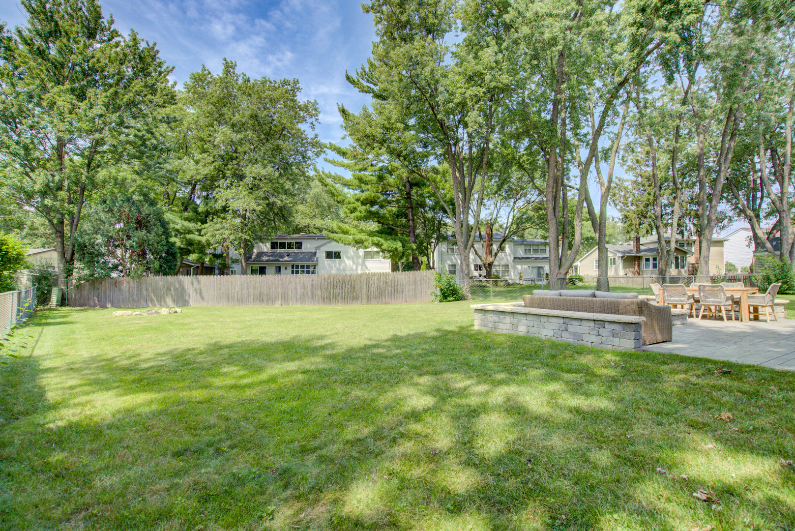 1344 Fir Court, Naperville, IL 60540