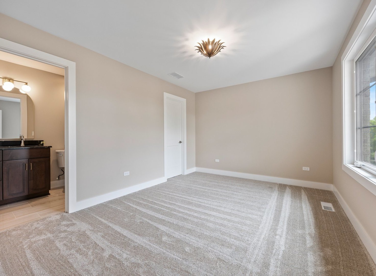 8886 Johnston Road, Burr Ridge, IL 60522