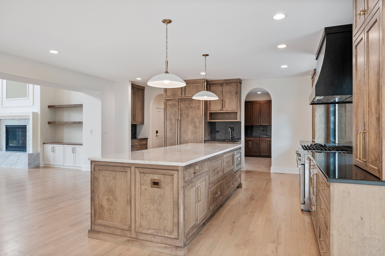 8886 Johnston Road, Burr Ridge, IL 60522