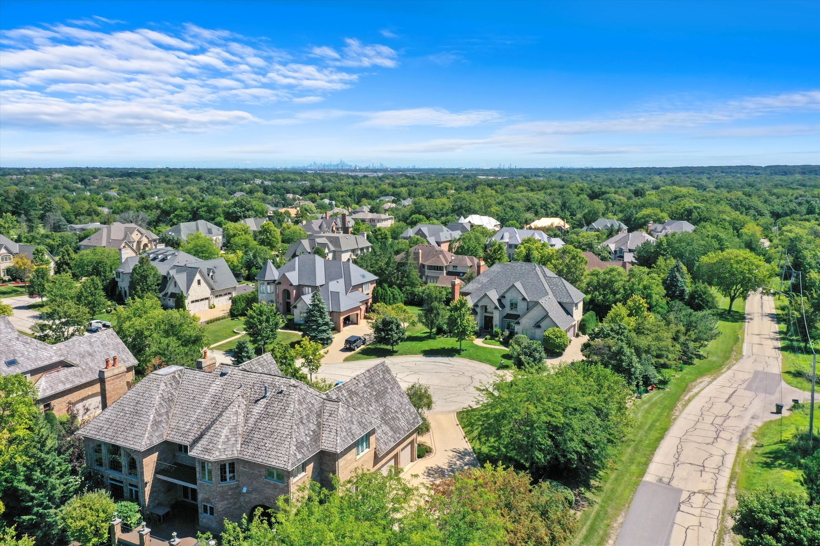 8886 Johnston Road, Burr Ridge, IL 60522