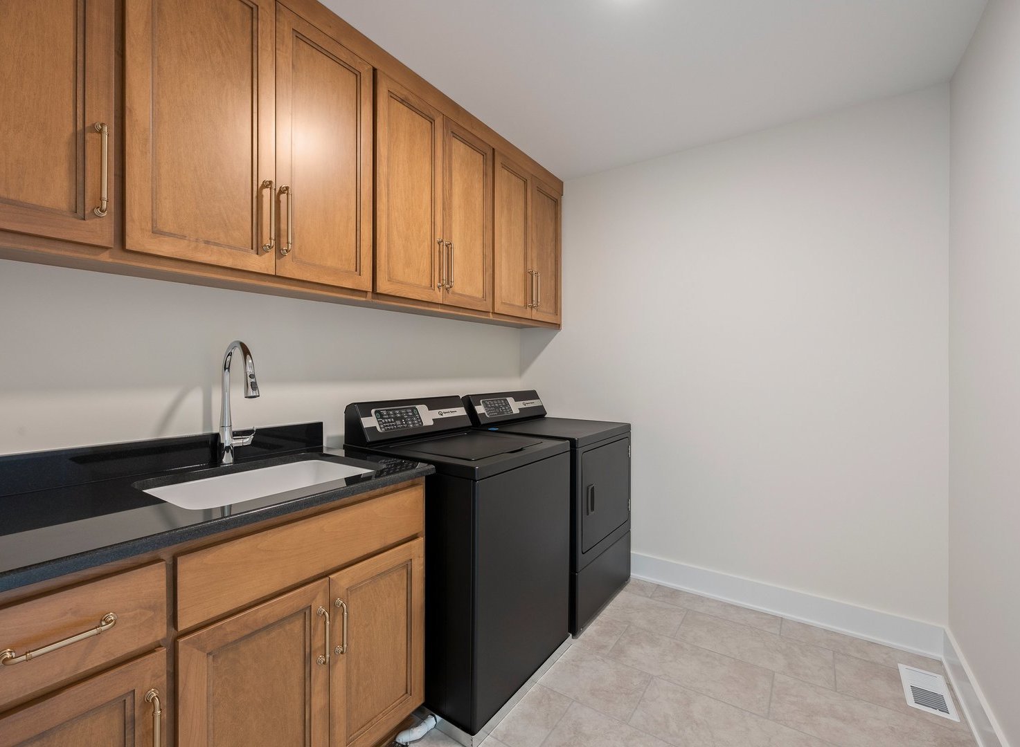 8886 Johnston Road, Burr Ridge, IL 60522