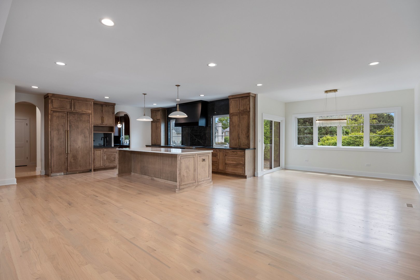 8886 Johnston Road, Burr Ridge, IL 60522