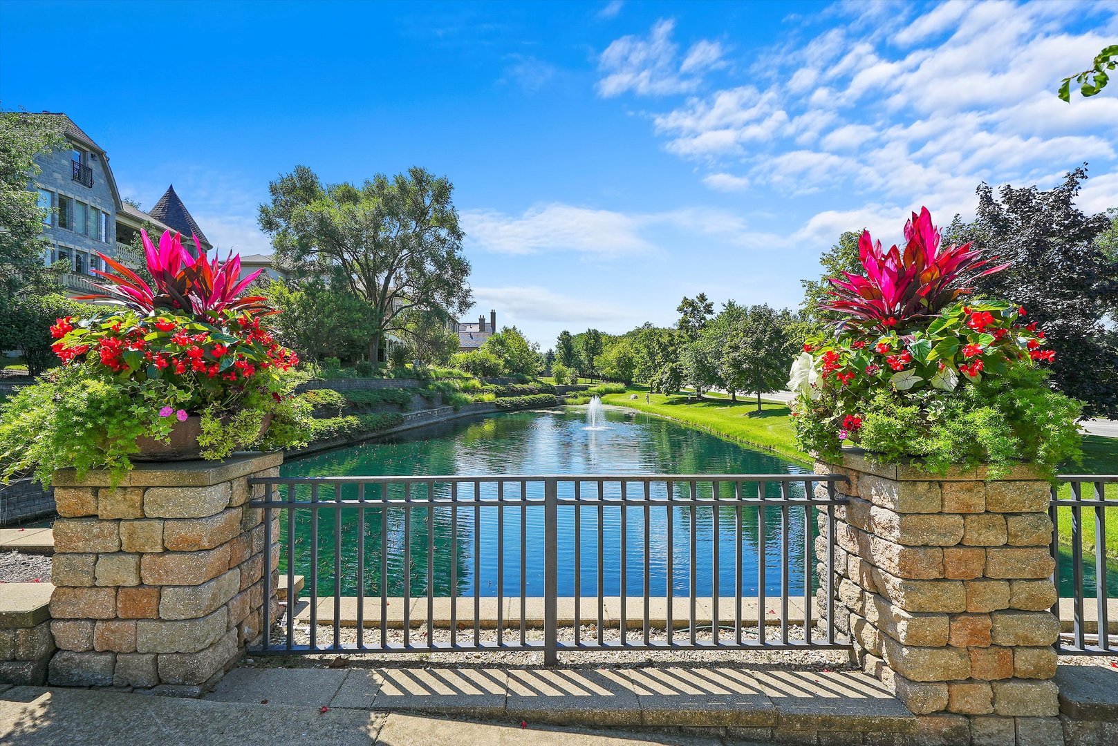 8886 Johnston Road, Burr Ridge, IL 60522