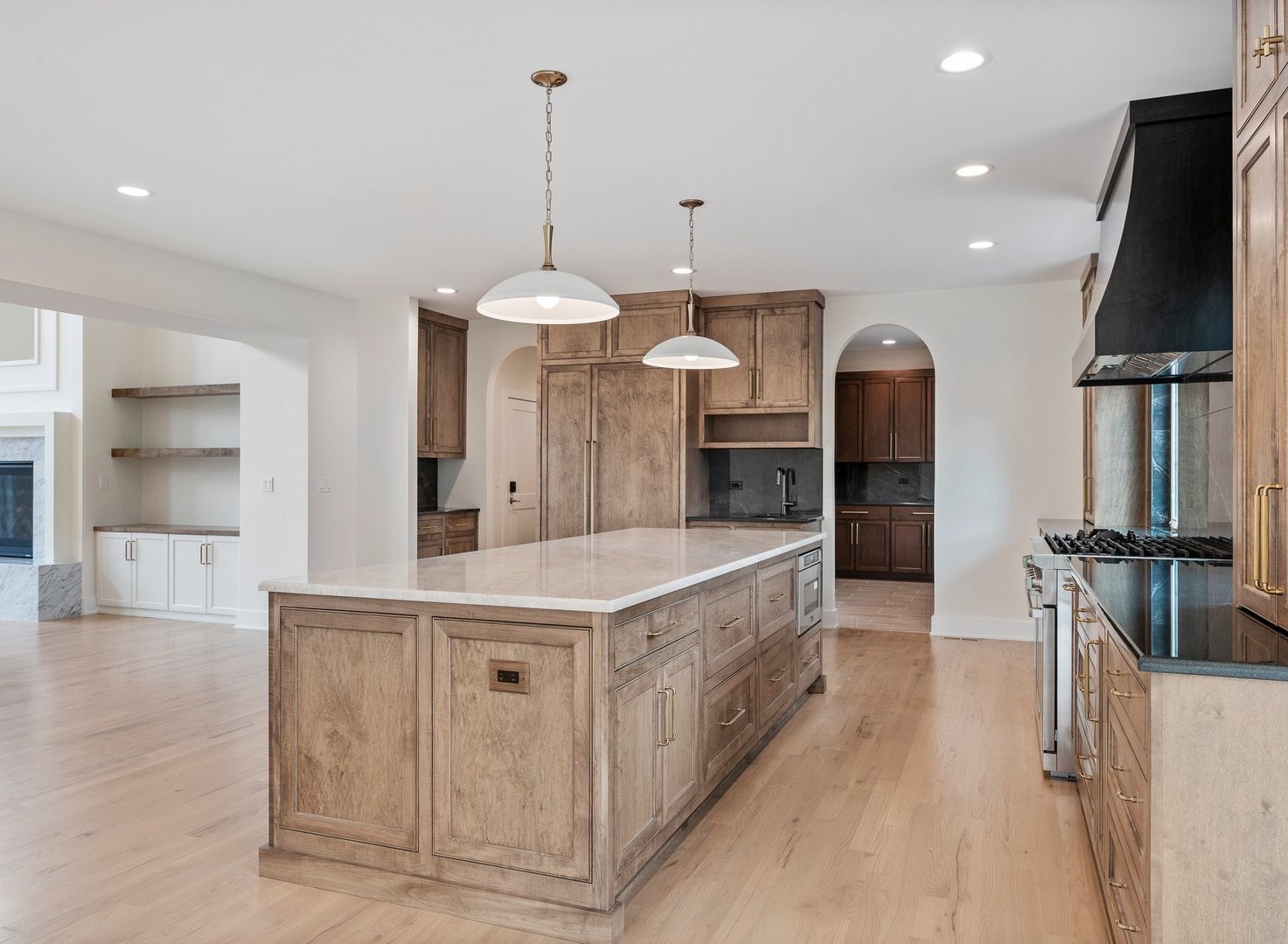 8886 Johnston Road, Burr Ridge, IL 60522