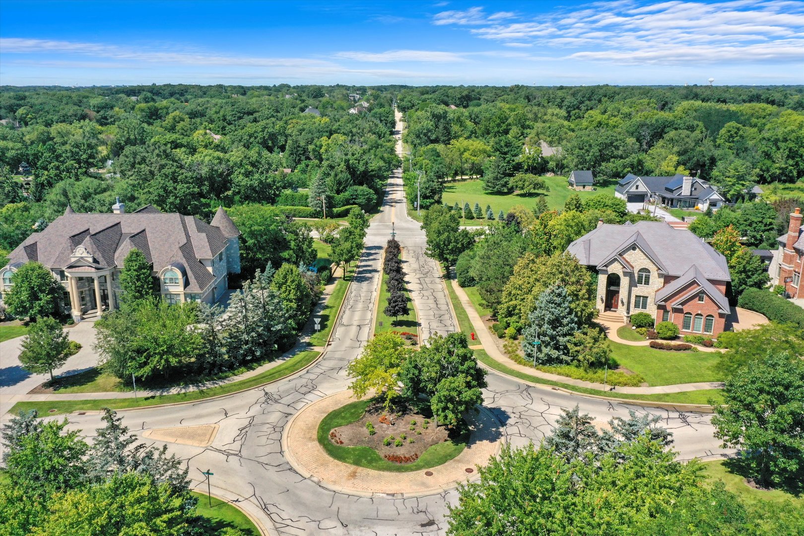 8886 Johnston Road, Burr Ridge, IL 60522