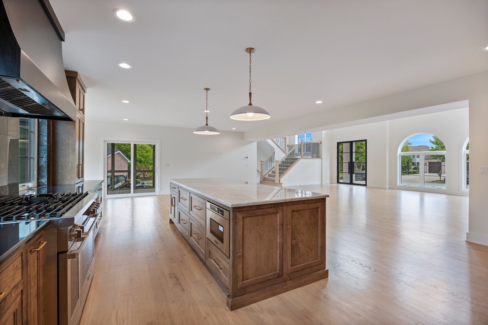 8886 Johnston Road, Burr Ridge, IL 60522
