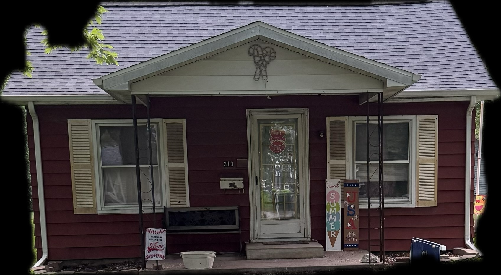 313 N 2nd Avenue, Chenoa, IL 61726