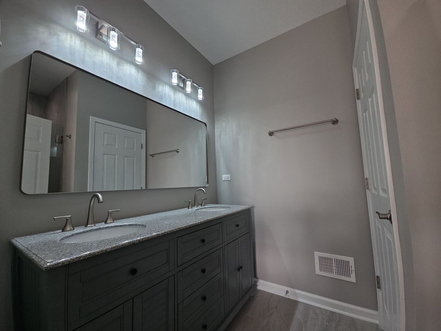 1221 Honey Lake Road, Lake Zurich, IL 60047