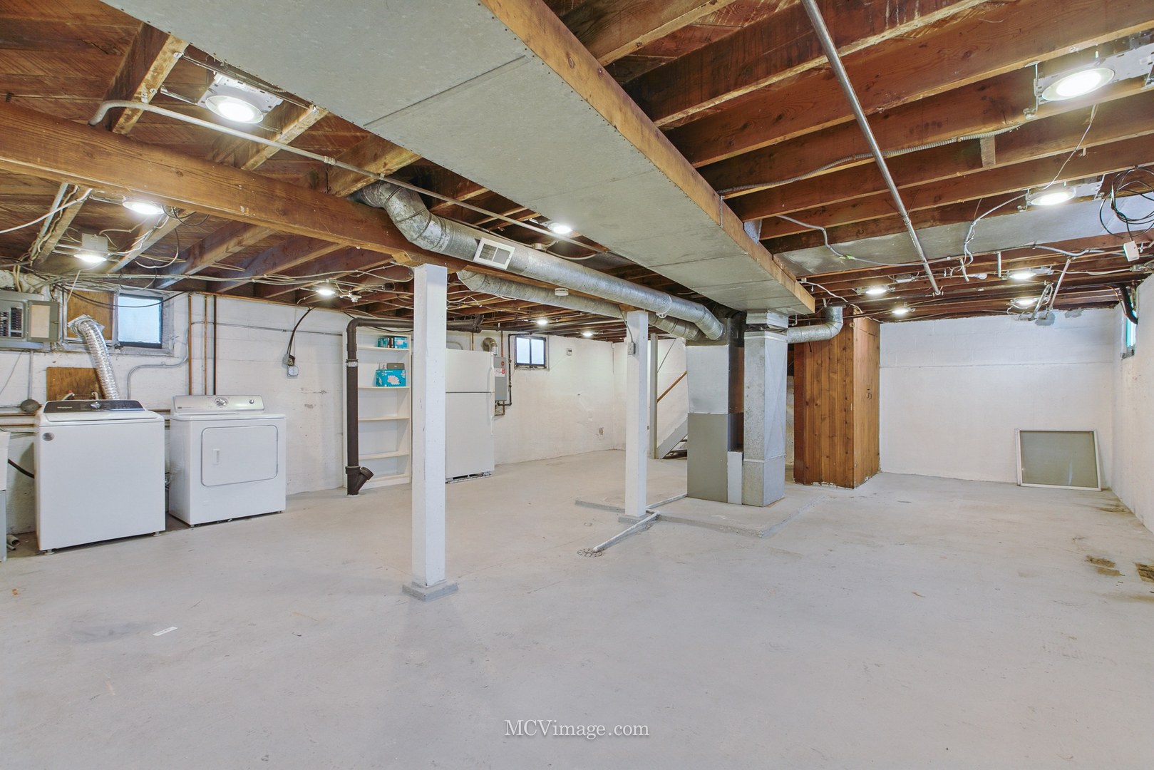 137 E Tyler Street, Oswego, IL 60543