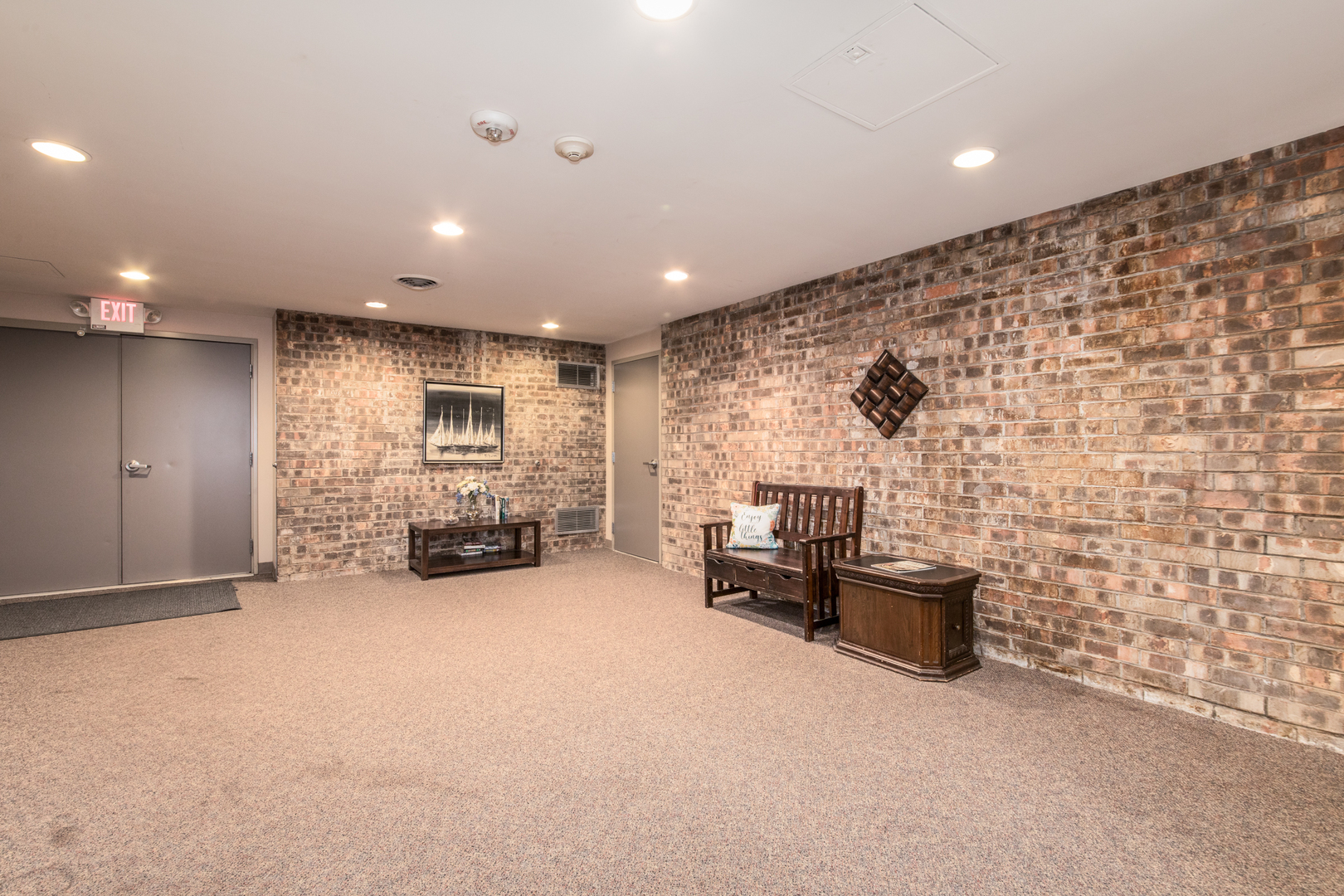 430 Walnut Creek Lane #2201, Lisle, IL 60532
