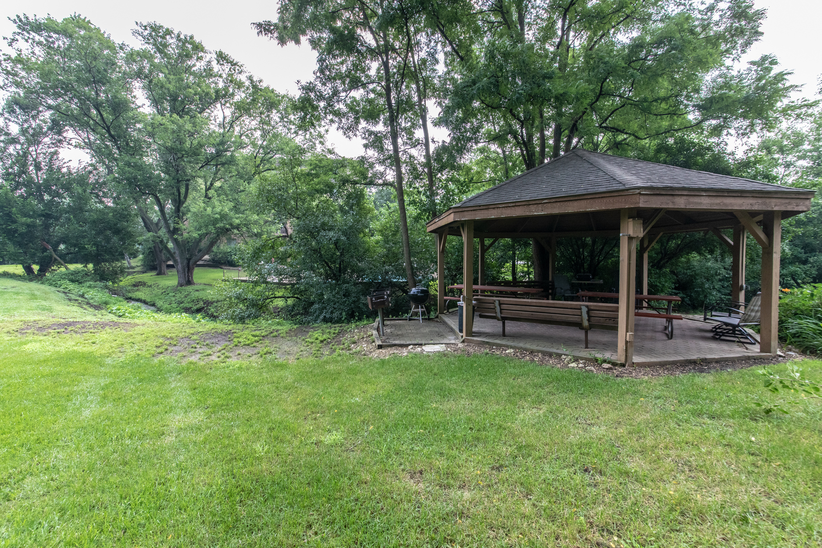 430 Walnut Creek Lane #2201, Lisle, IL 60532