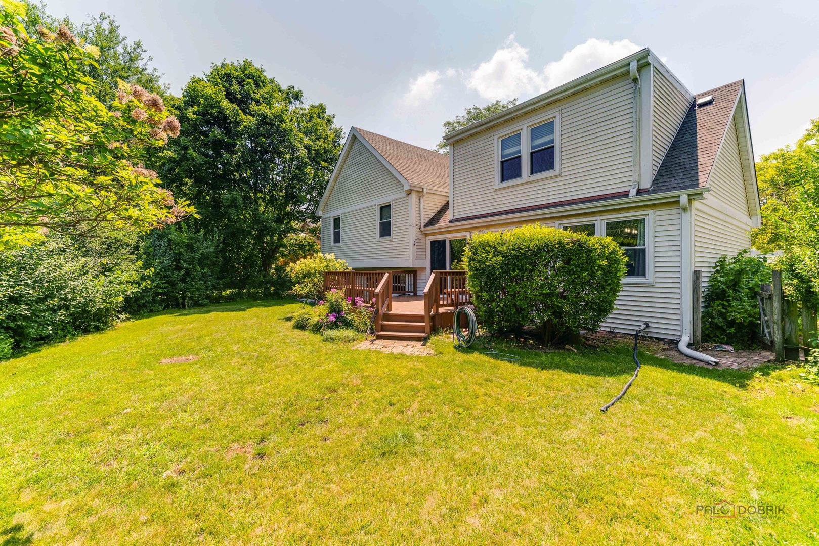 221 Alexandria Drive, Vernon Hills, IL 60061