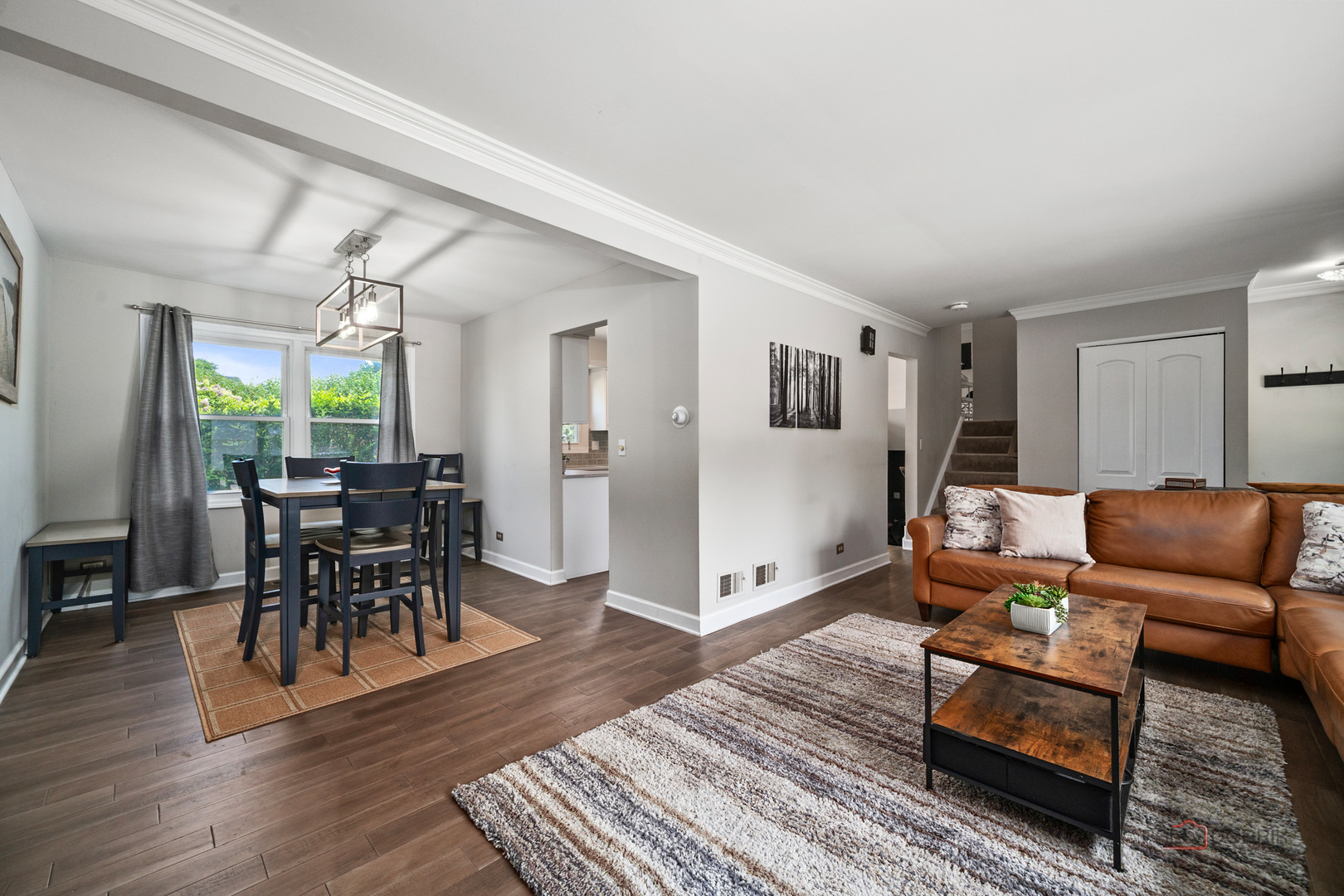 221 Alexandria Drive, Vernon Hills, IL 60061