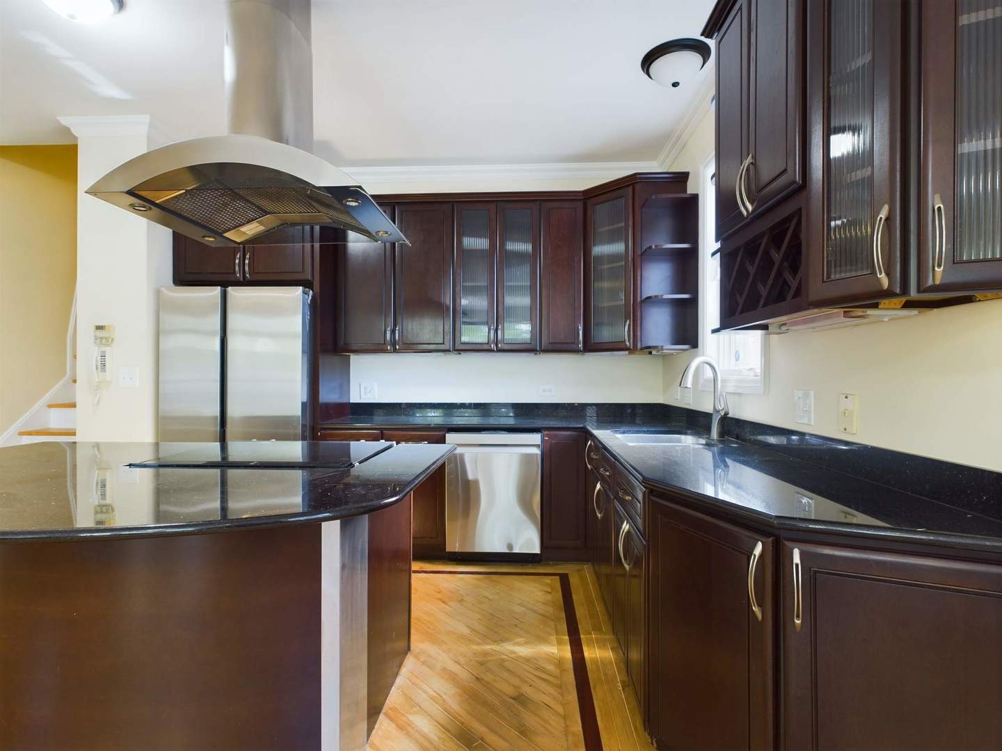 1654 W Ohio Street, Chicago, IL 60622
