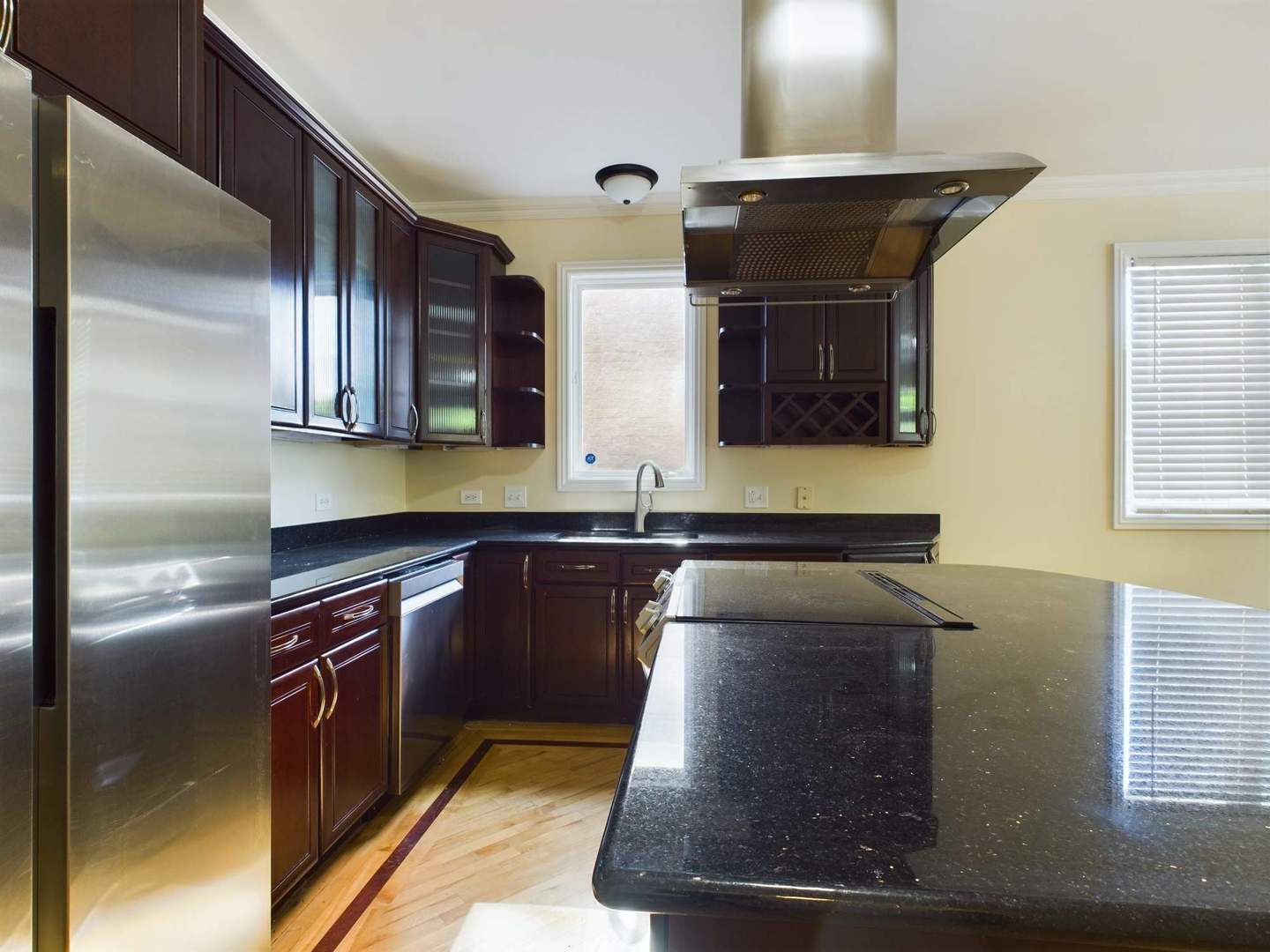 1654 W Ohio Street, Chicago, IL 60622