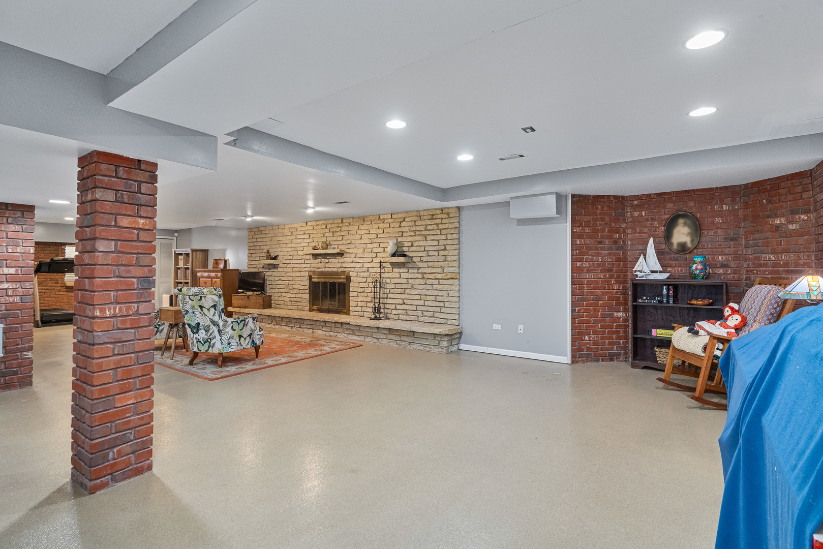 17055 W 145th Street, Lockport, IL 60441