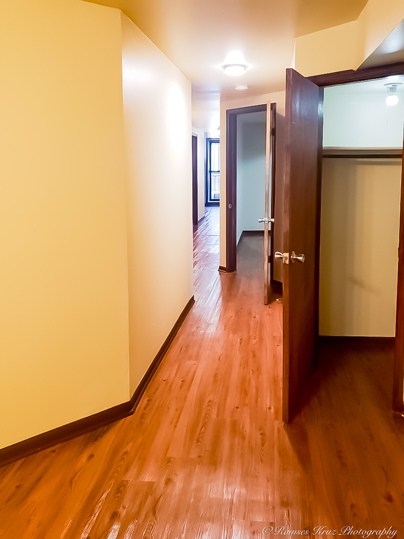 6037 S Champlain Avenue, Chicago, IL 60637