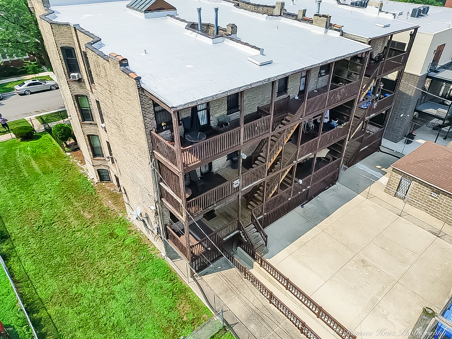 6037 S Champlain Avenue, Chicago, IL 60637