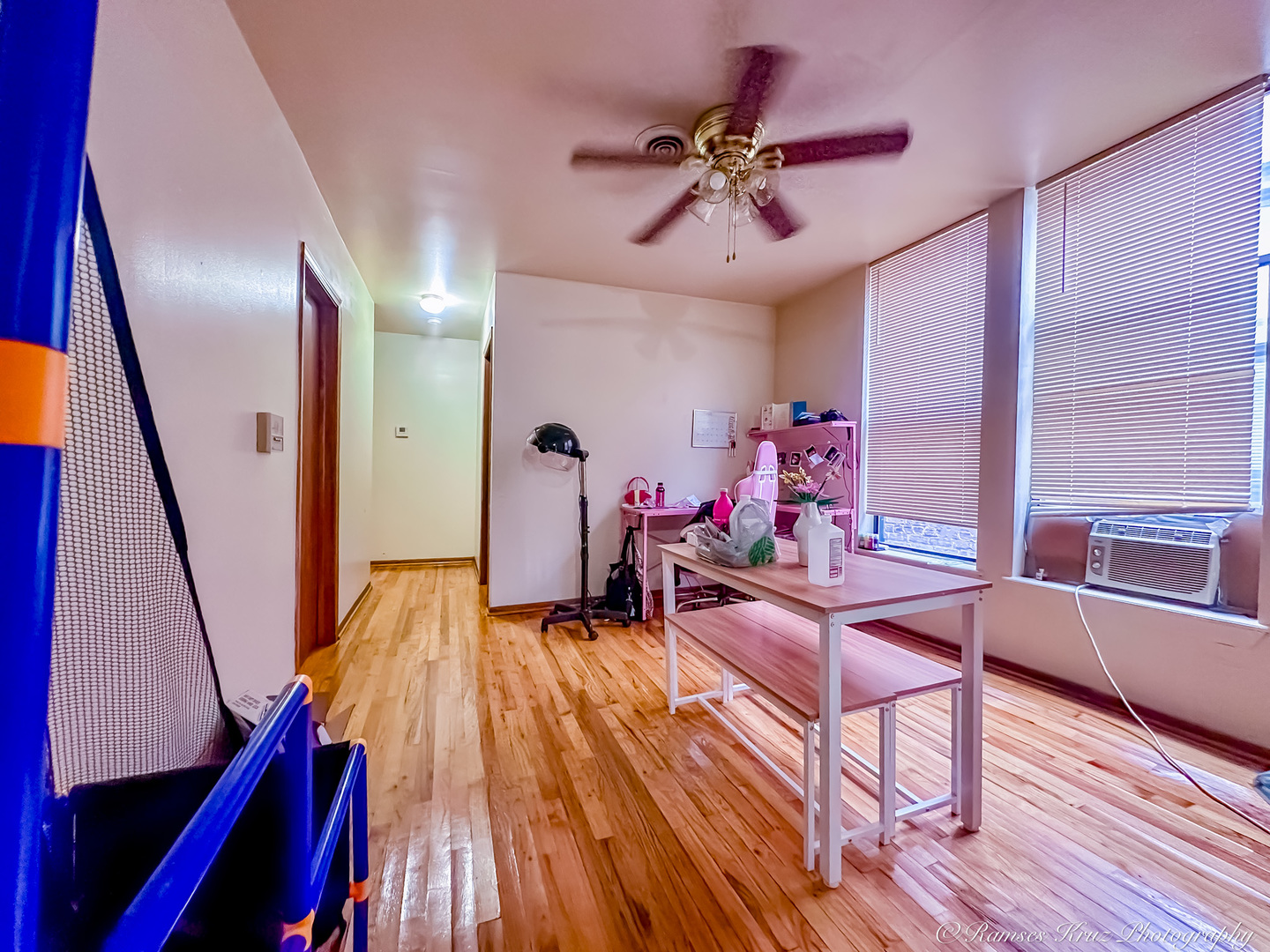 6037 S Champlain Avenue, Chicago, IL 60637