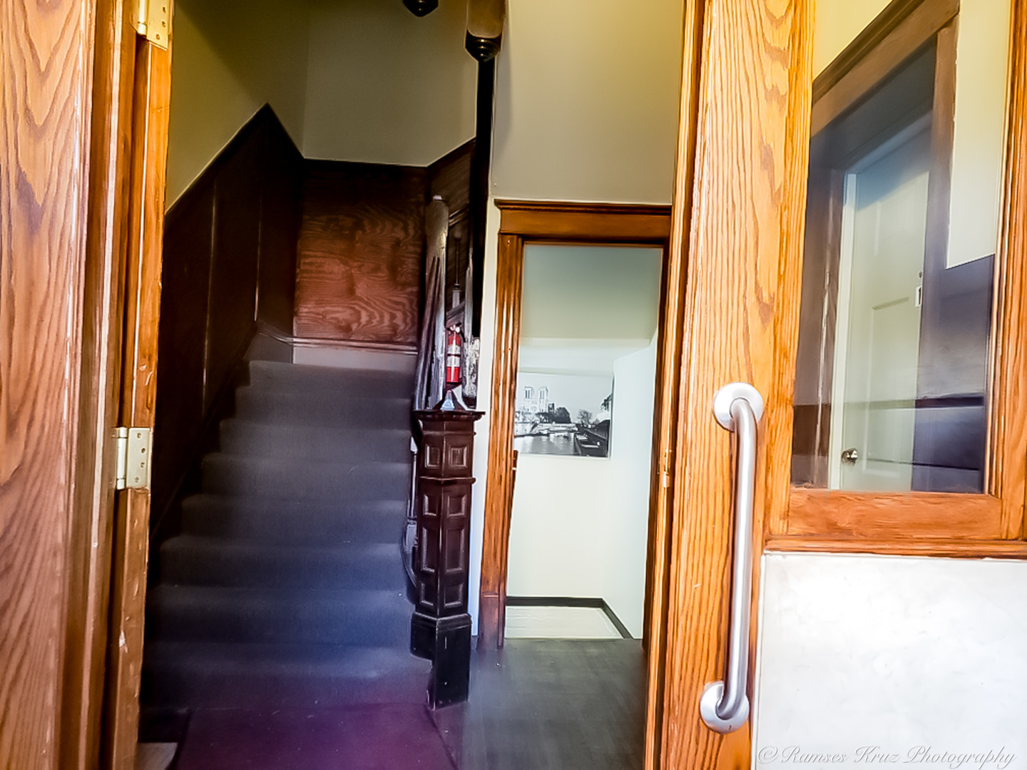 6037 S Champlain Avenue, Chicago, IL 60637