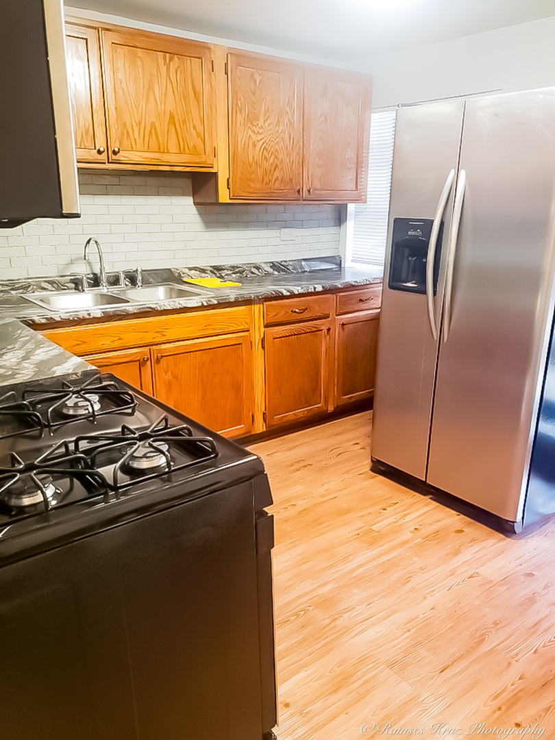 6037 S Champlain Avenue, Chicago, IL 60637