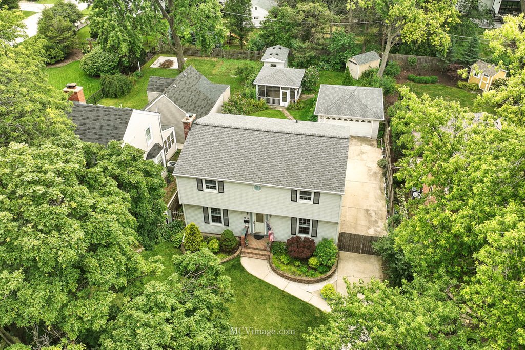 1017 N Main Street, Wheaton, IL 60187
