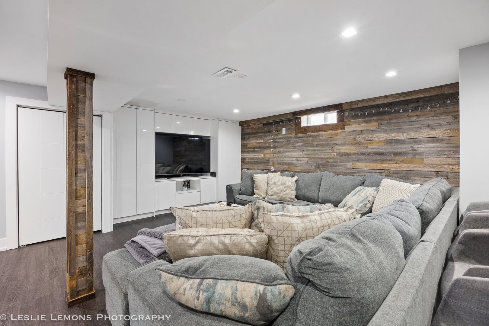 3046 Sarah Street, Franklin Park, IL 60131