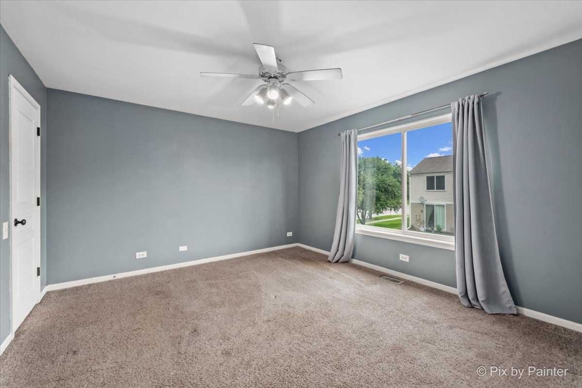 1661 Spaulding Road, Bartlett, IL 60103