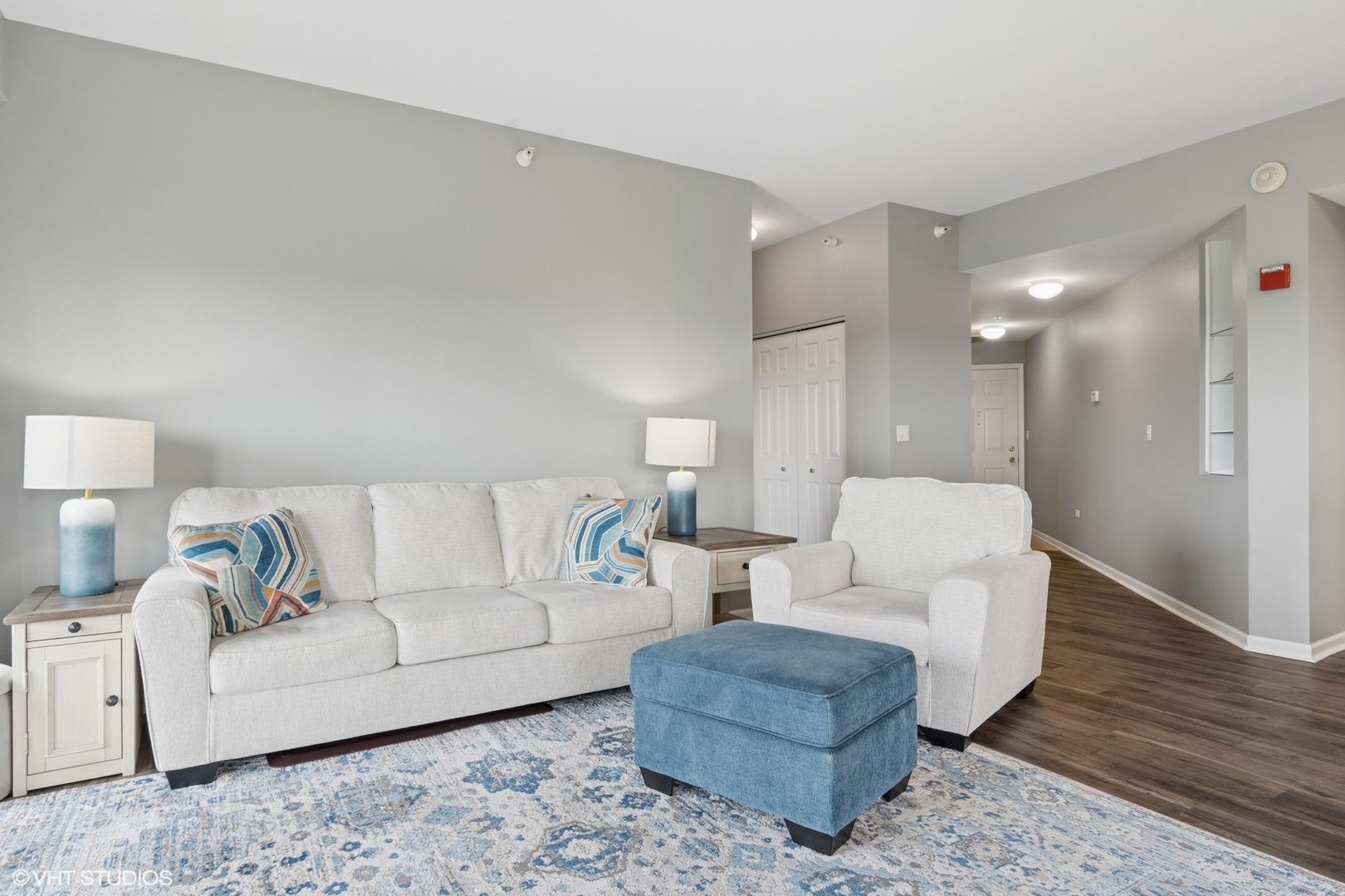 0S099 Lee Court #401, Winfield, IL 60190