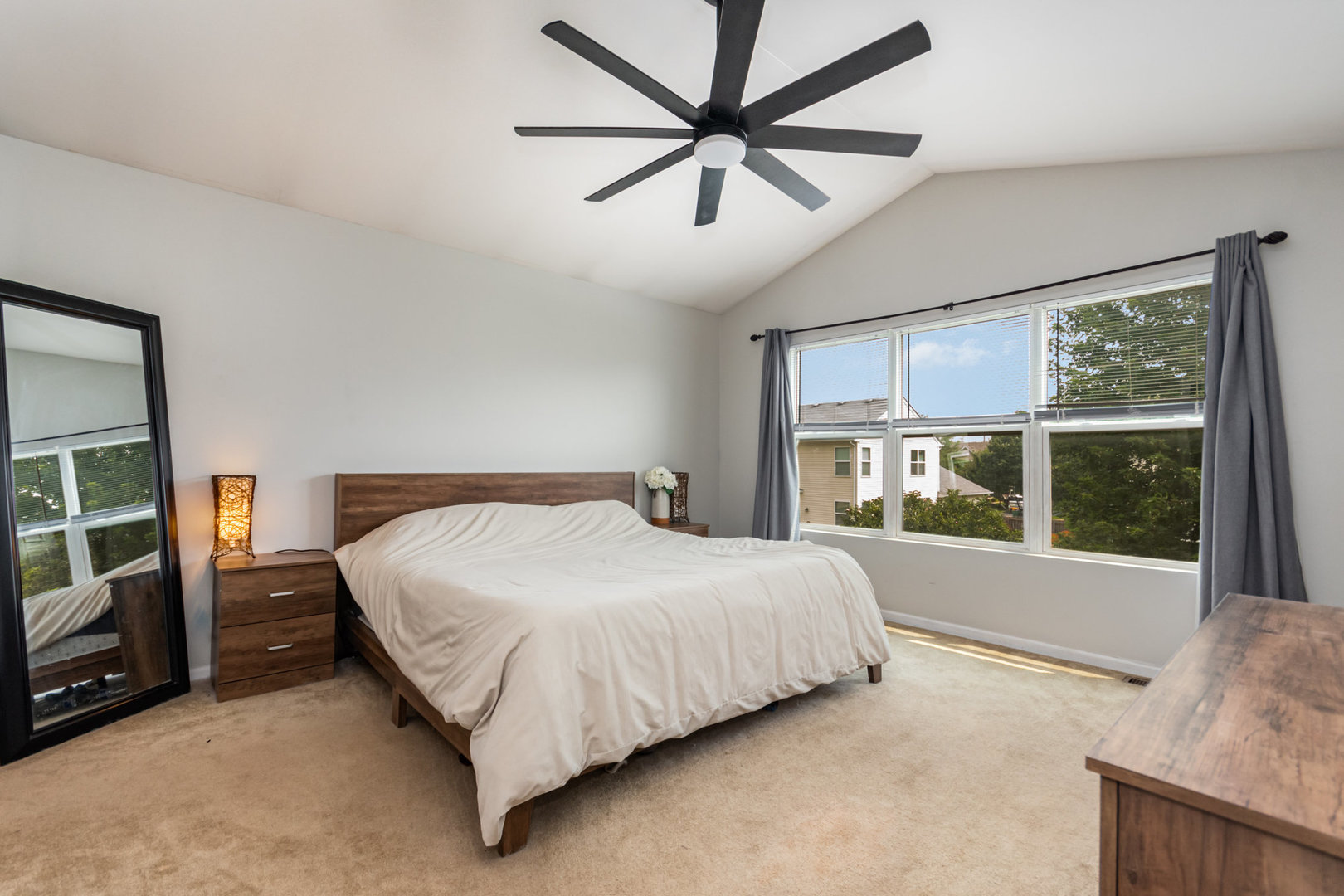 1306 Dauphin Drive, Joliet, IL 60431