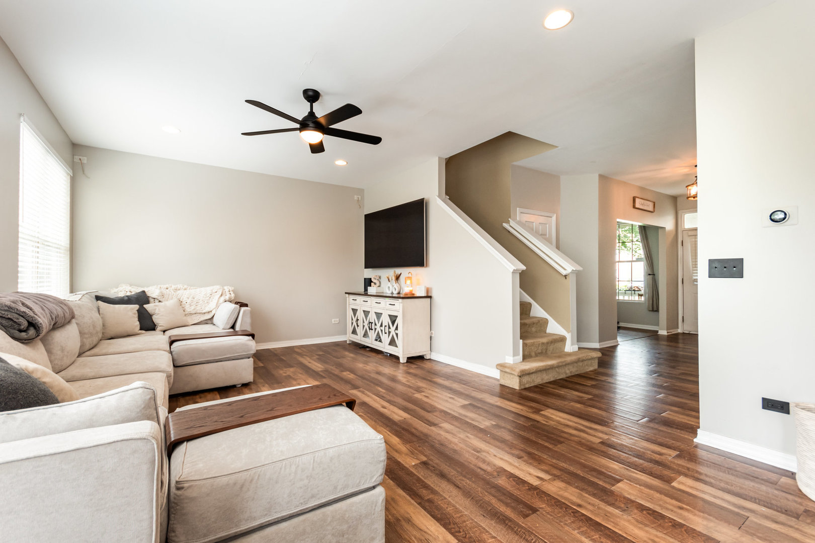 1306 Dauphin Drive, Joliet, IL 60431