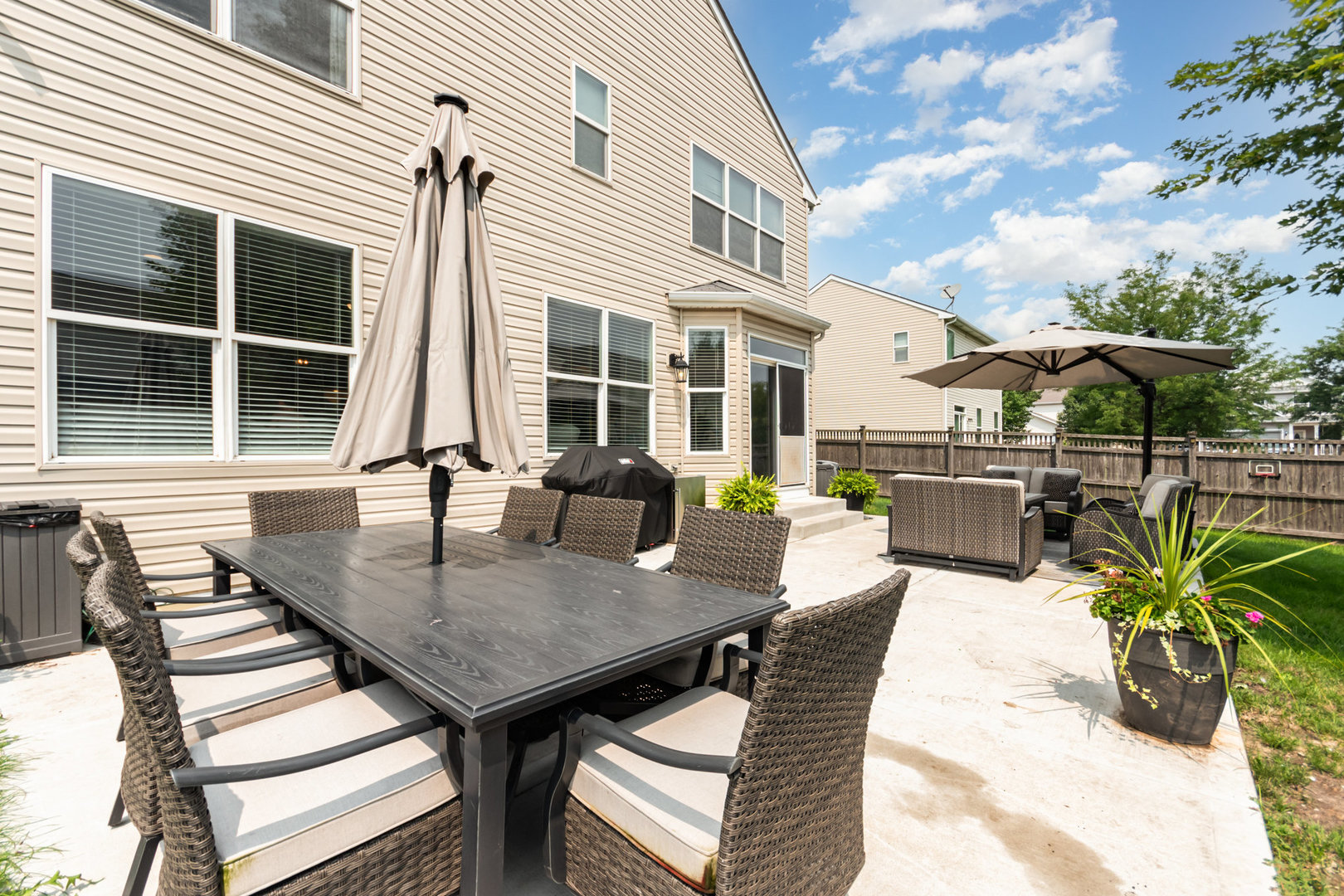 1306 Dauphin Drive, Joliet, IL 60431