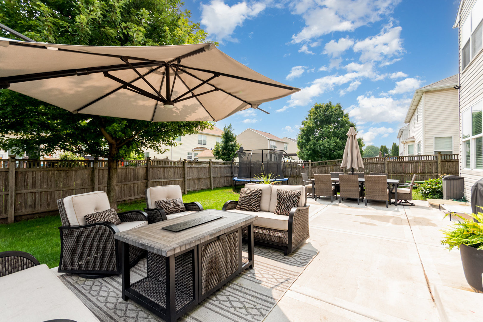 1306 Dauphin Drive, Joliet, IL 60431
