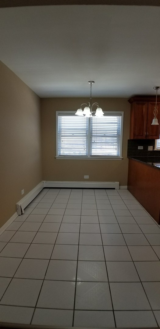 6939 S Pulaski Road #2D, Chicago, IL 60629