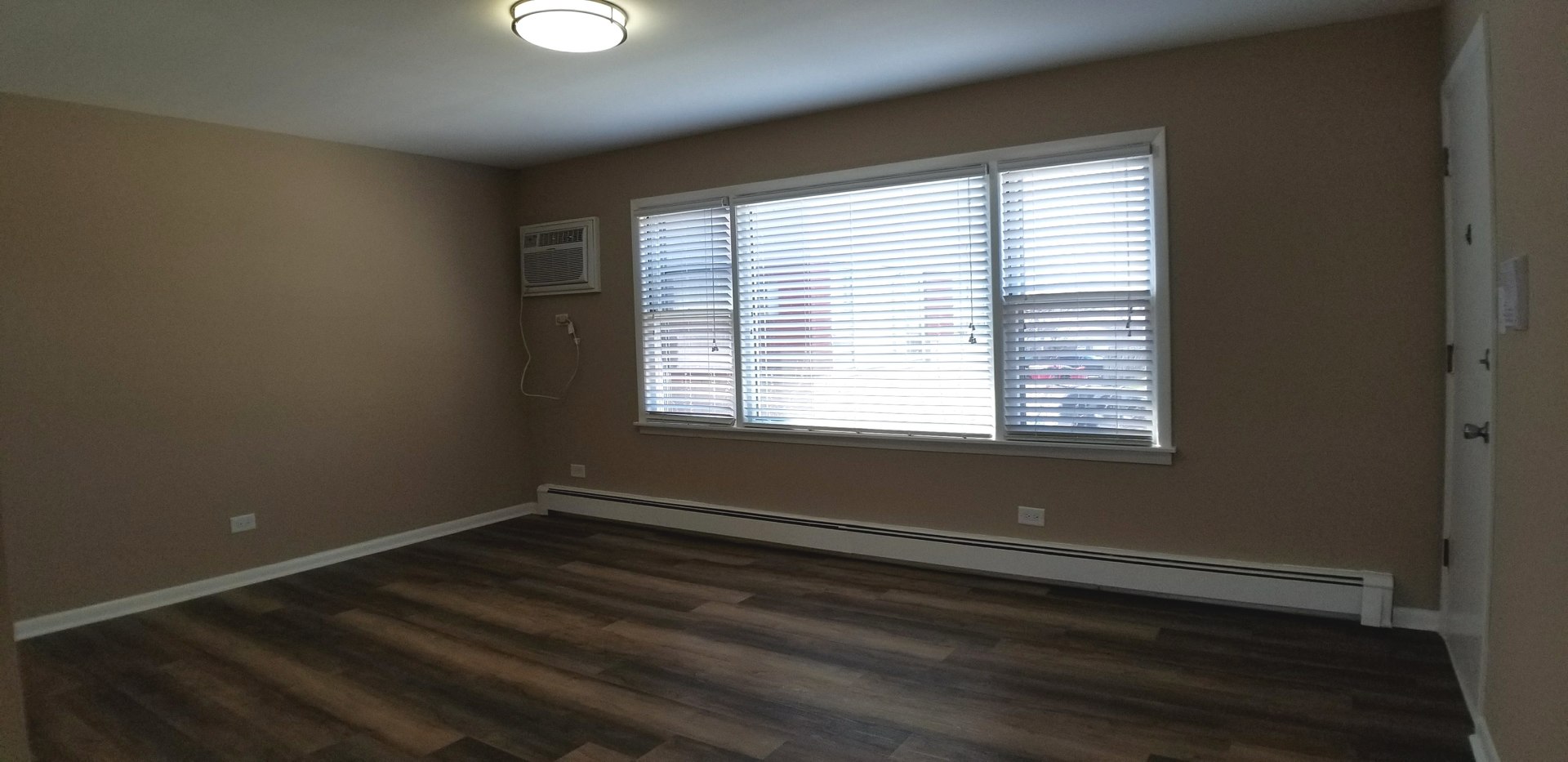 6939 S Pulaski Road #2D, Chicago, IL 60629