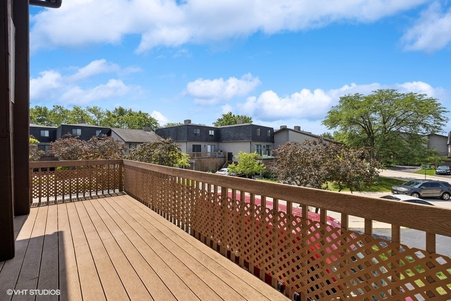776 Golfview Drive, Roselle, IL 60172