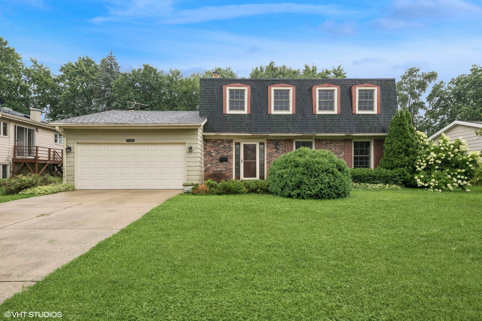 1720 Buena Vista Drive, Wheaton, IL 60189