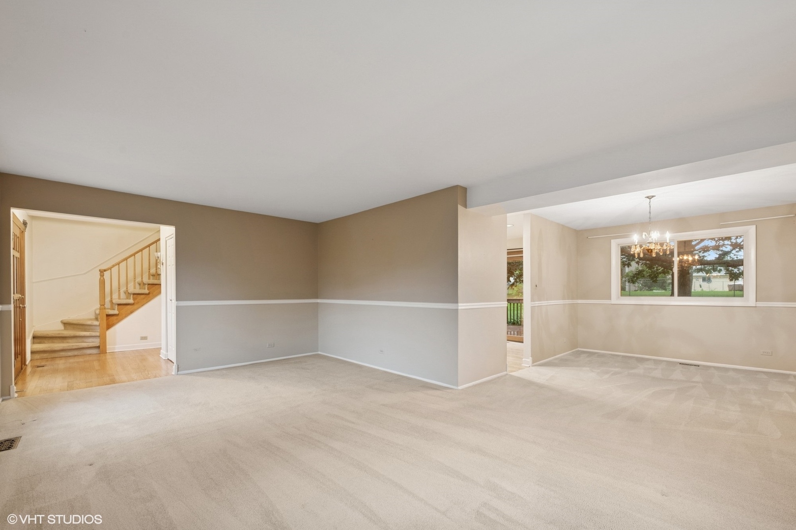 1720 Buena Vista Drive, Wheaton, IL 60189