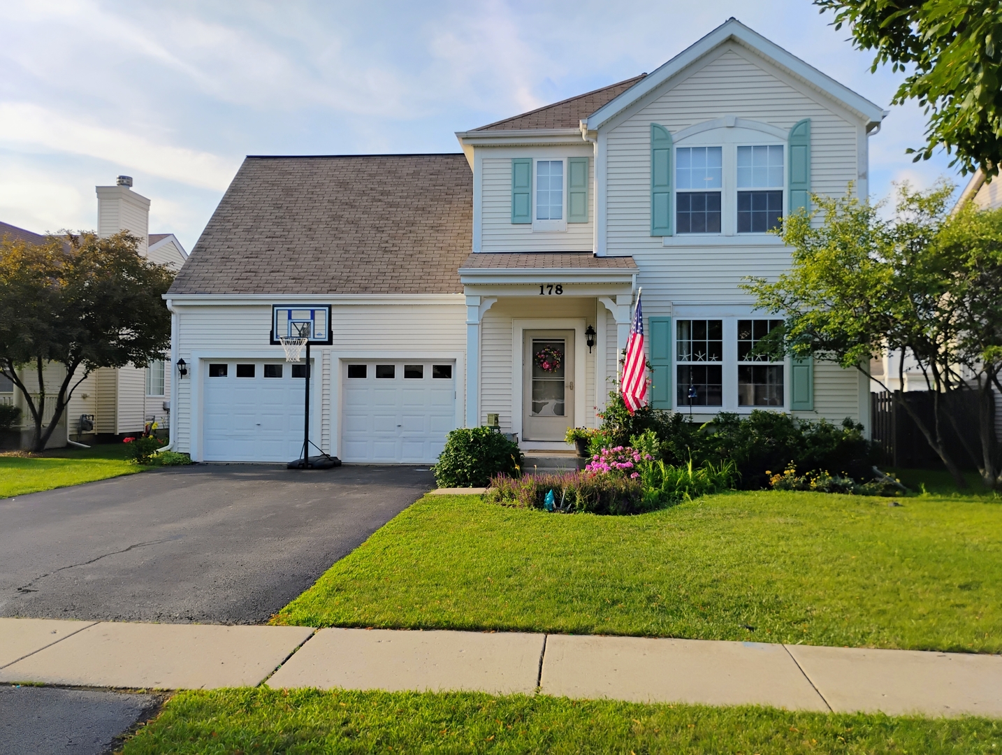 178 W Hampton Drive, Round Lake, IL 60073