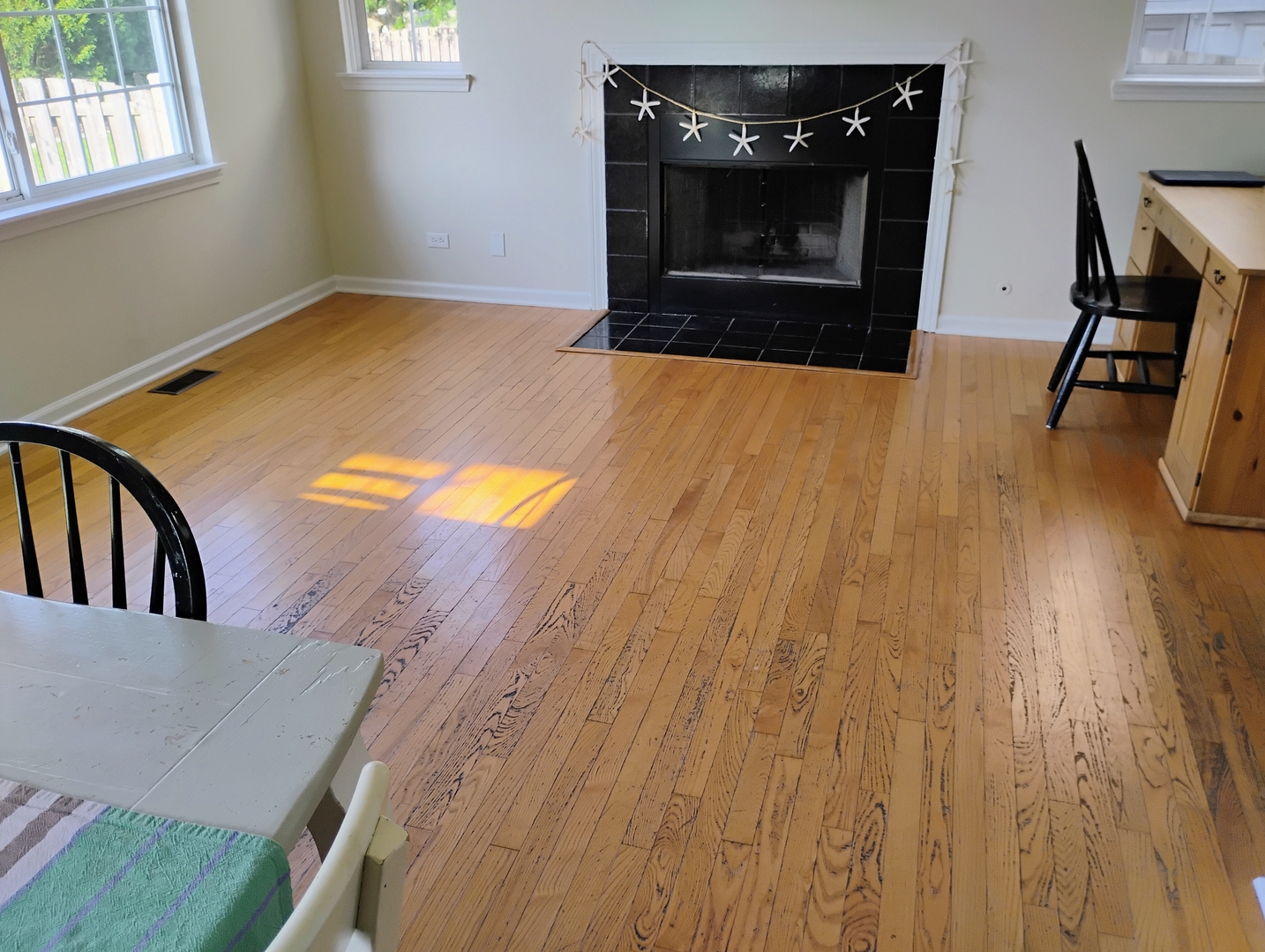 178 W Hampton Drive, Round Lake, IL 60073