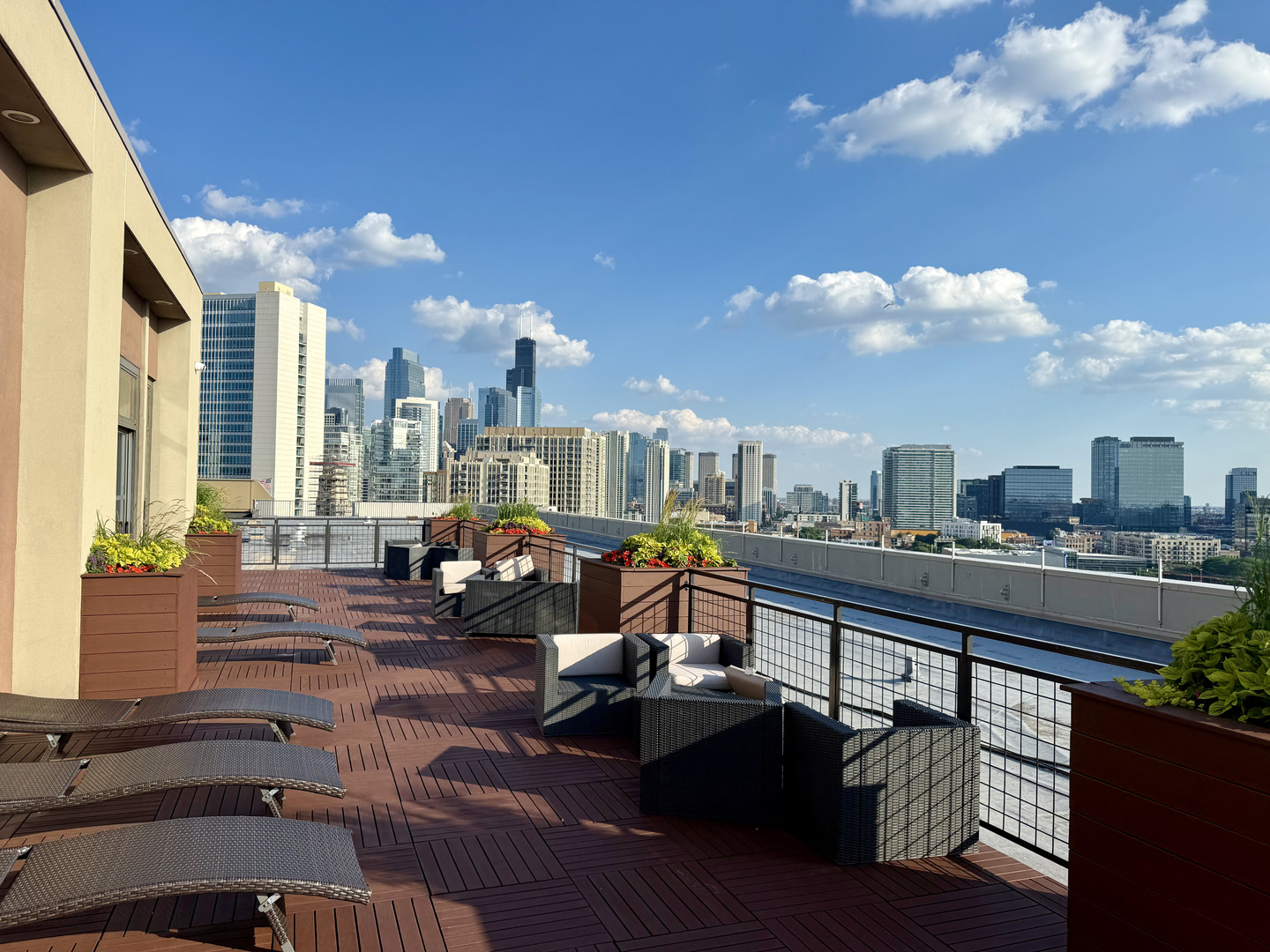 900 N Kingsbury Street #861, Chicago, IL 60610
