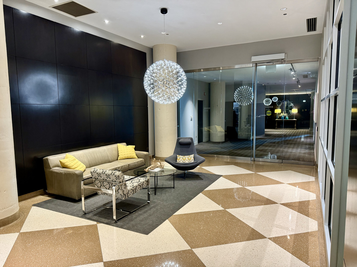 900 N Kingsbury Street #861, Chicago, IL 60610