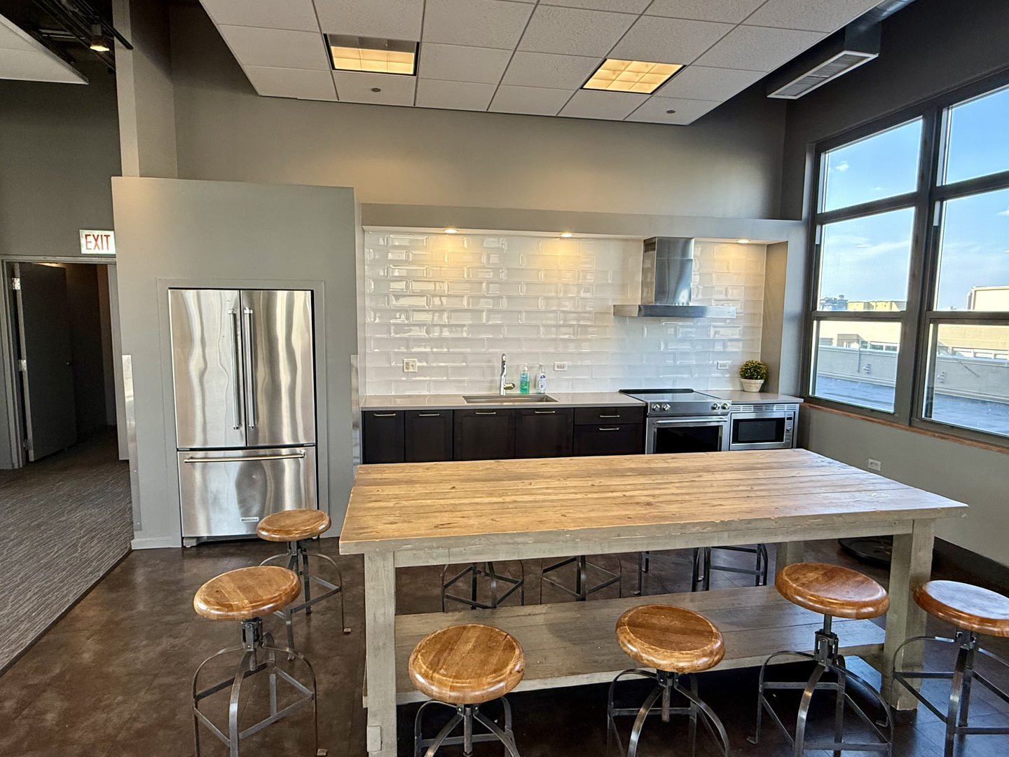 900 N Kingsbury Street #861, Chicago, IL 60610
