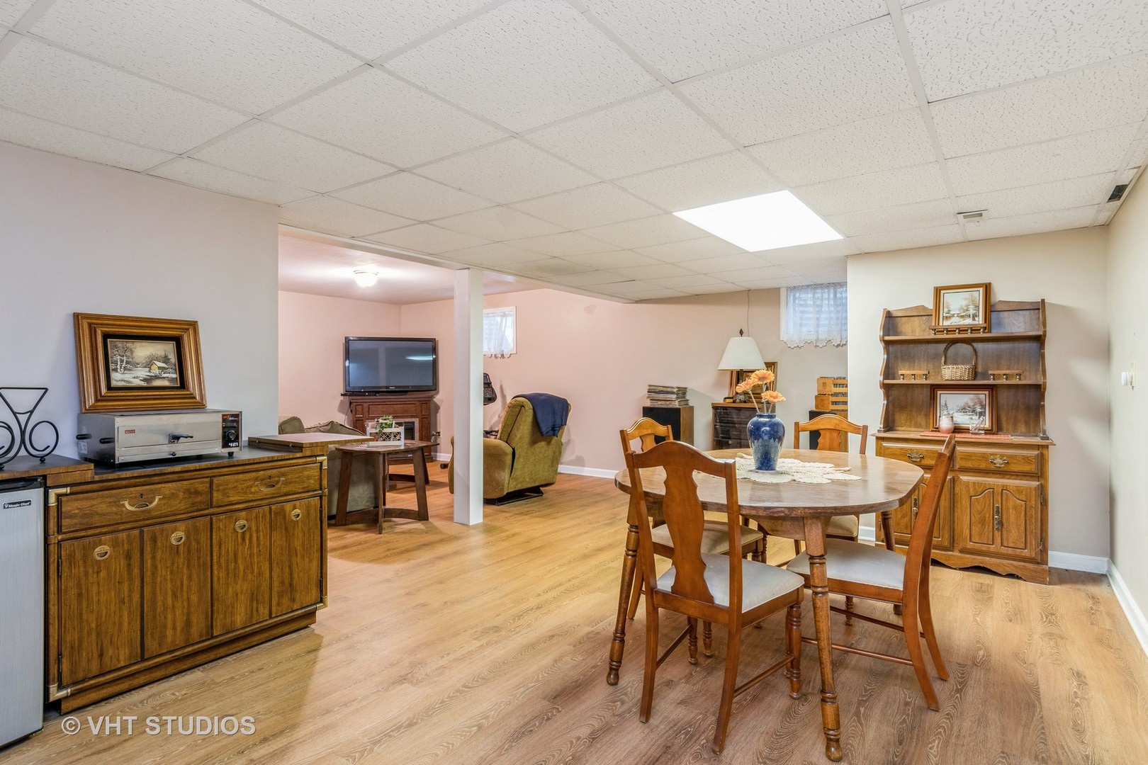723 Queens Gate Circle, Sugar Grove, IL 60554
