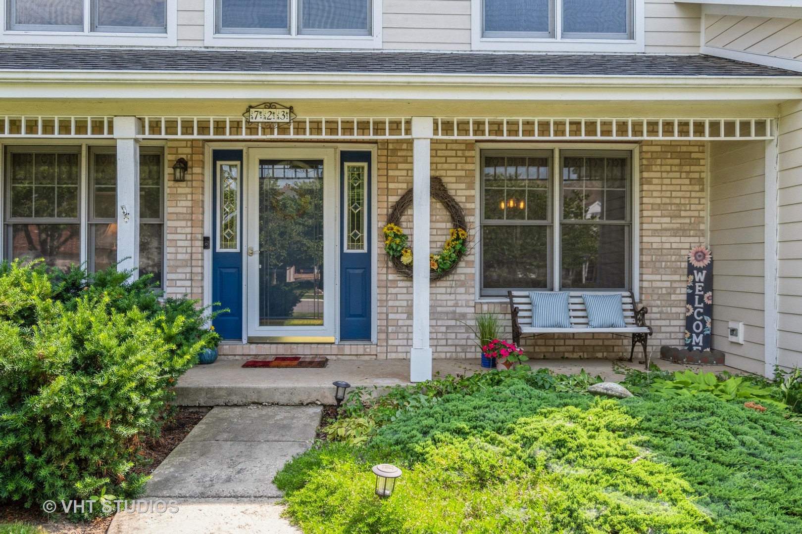 723 Queens Gate Circle, Sugar Grove, IL 60554
