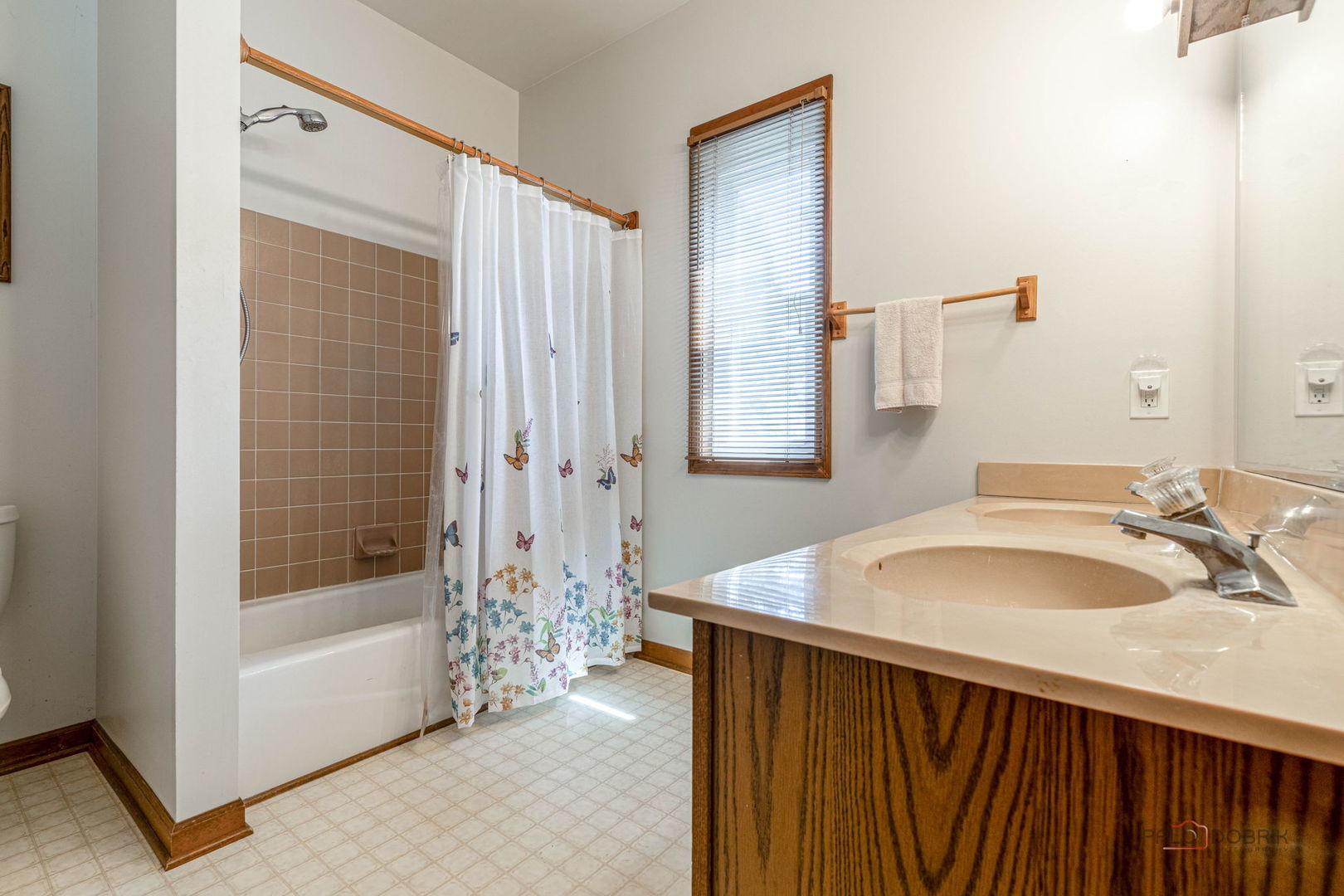 3206 Turnberry Drive, McHenry, IL 60050