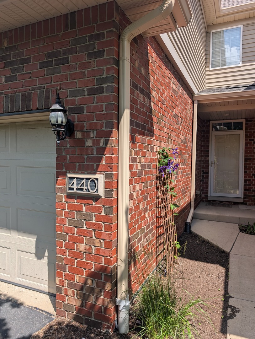 440 N River Road, Naperville, IL 60540