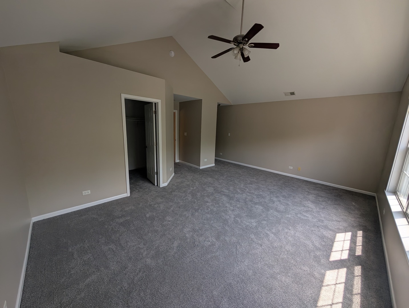 440 N River Road, Naperville, IL 60540
